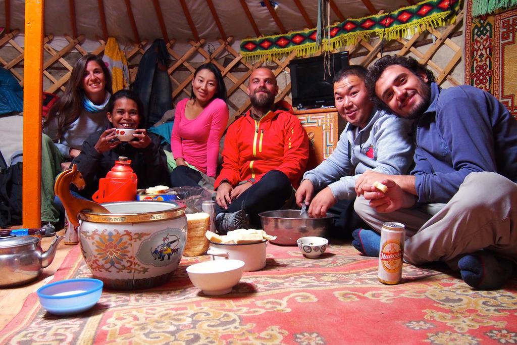 Top Tour & Guesthouse Mongolia Ulan Bator Eksteriør bilde